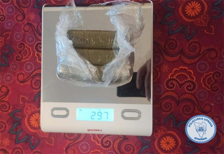Slika /2023/marihuana i hašiš pula.jpg